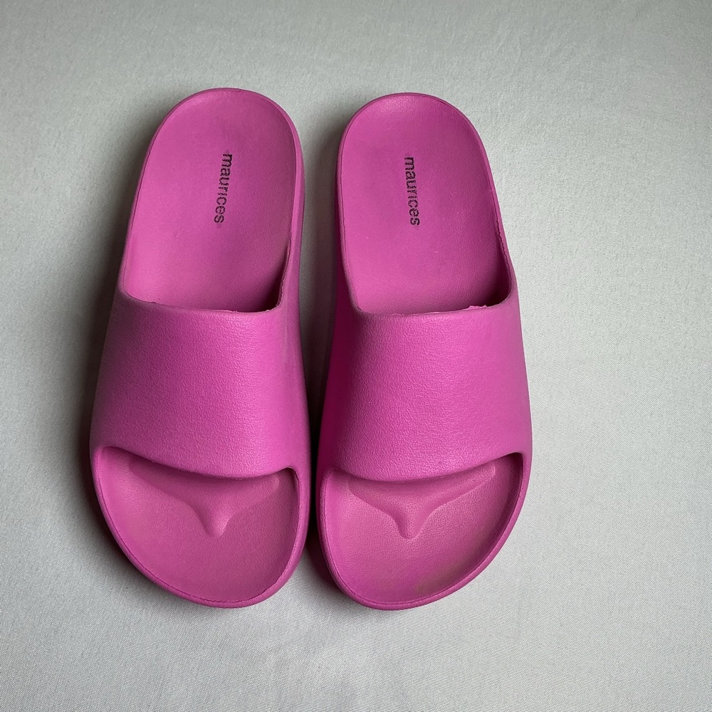 Maurice’s Women's Pink Slide Sandals Size 8